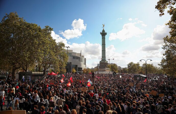 Ευρώπη: Μισθοί πείνας, ενοίκια-φωτιά και ακρίβεια στα ύψη – «κραχ» και στις τσέπες των Ελλήνων