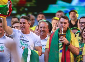 Βραζιλία: Ο Μπολσονάρου προηγείται οριακά του Λούλα στις δημοσκοπήσεις