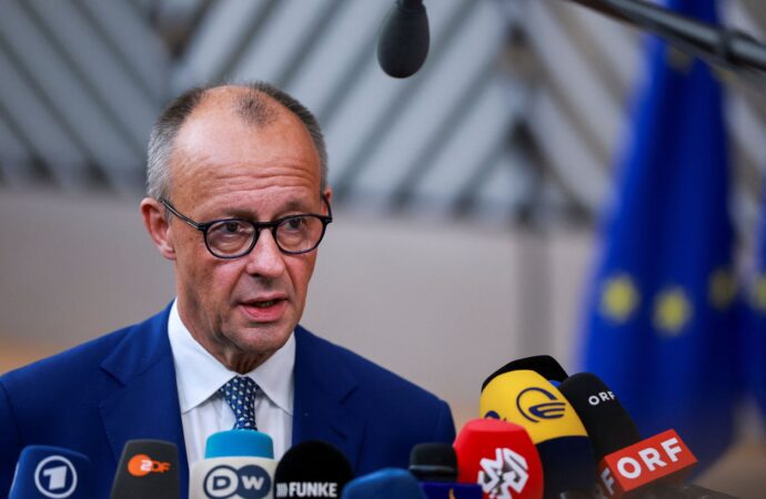 Ο Μερτς ζητά άμεση αύξηση της ευρωπαϊκής χρηματοδότησης προς την Ουκρανία