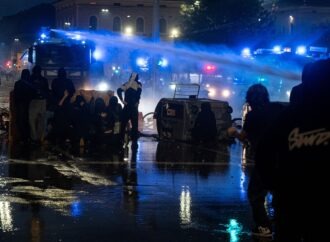 Μελόνι προς Ιταλούς: Δικαίωμα η διαδήλωση, όχι οι καταστροφές στις πόλεις