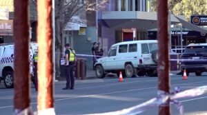 Αυστραλία: Στο δικαστήριο ο 43χρονος που επιτέθηκε με αυτοκίνητο στη βουλευτή Χέινς