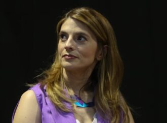 Η Παπαδοπούλου κατέθεσε έγκληση στην ΕΛΑΣ κατά του Κωνσταντόπουλου για εξύβριση και απειλή – Τι ζητά