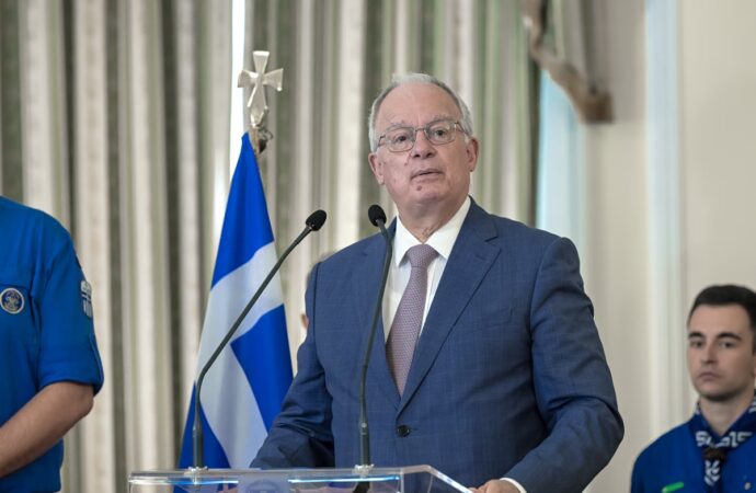 Βλάβη στο κυβερνητικό αεροσκάφος που θα μετέφερε τον Κώστα Τασούλα στη Λιουμπλιάνα