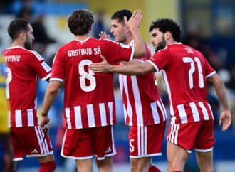 Ο Ρόκα σκόραρε και ο Ολυμπιακός προηγείται 1-0 στο Αγρίνιο (βίντεο)