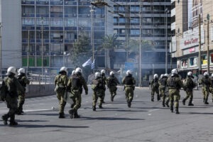 Η ΕΛΑΣ καταγγέλλει ότι η ΝΔ επιδίωξε επεισόδια στο πανεκπαιδευτικό συλλαλητήριο