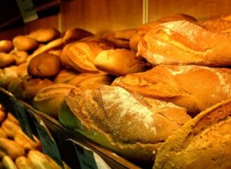 1.500 φούρνοι έκλεισαν σε τρία χρόνια – πιέσεις για αυξήσεις στο ψωμί