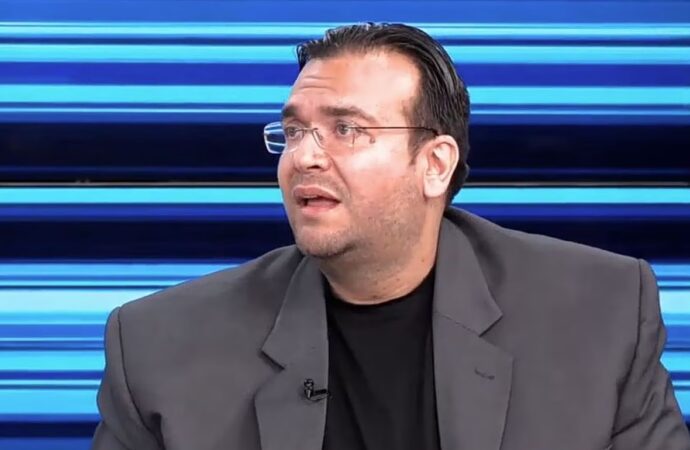 Ο Φίλιππος Καμπούρης μεταφέρθηκε εσπευσμένα στο νοσοκομείο – «Είπε ότι παθαίνει εγκεφαλικό»