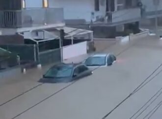 Φονικές πλημμύρες στην Ισπανία: Τουλάχιστον δύο νεκροί