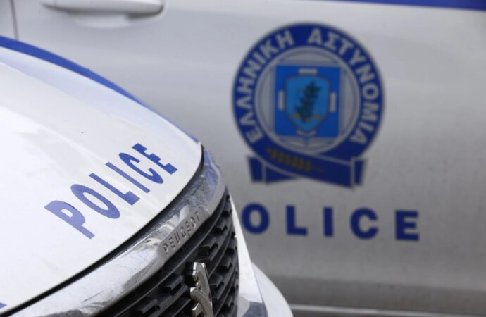 Μεγάλη επιχείρηση της ΕΛΑΣ για σπείρα που εξαπατούσε τον ΕΦΚΑ