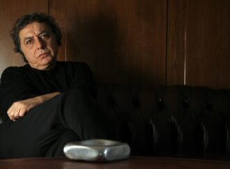 Διονύσης Χαριτόπουλος: ο αδούλωτος συγγραφέας του Πειραιά