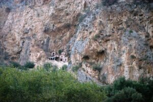Γιορτή σήμερα, 23 Οκτωβρίου: Ποιοι γιορτάζουν (Εορτολόγιο)