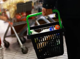 Πόσα θα αντέξει να πληρώσει ο καταναλωτής; Η τιμολόγηση με AI φέρνει δυσάρεστα νέα για τις τιμές