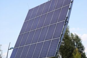 Ανοιχτά μοντέλα τεχνητής νοημοσύνης: τι σημαίνει στην πράξη