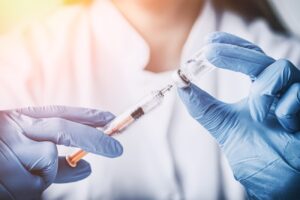 Γρίπη: Στα φαρμακεία έχει ήδη διανεμηθεί το 30% από τα 3,64 εκατ. αντιγριπικά εμβόλια